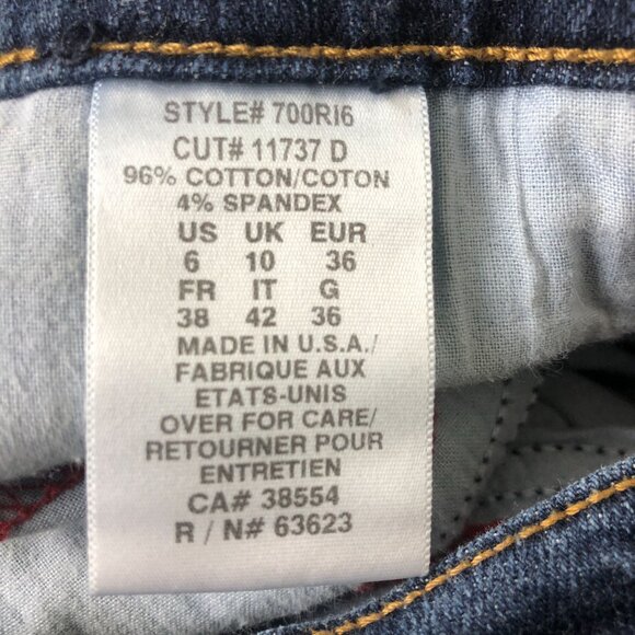 NYDJ Women's Bootcut Dark Wash Jeans Size 6 Blue Rhinestone Embellished Pockets - Picture 6 of 11